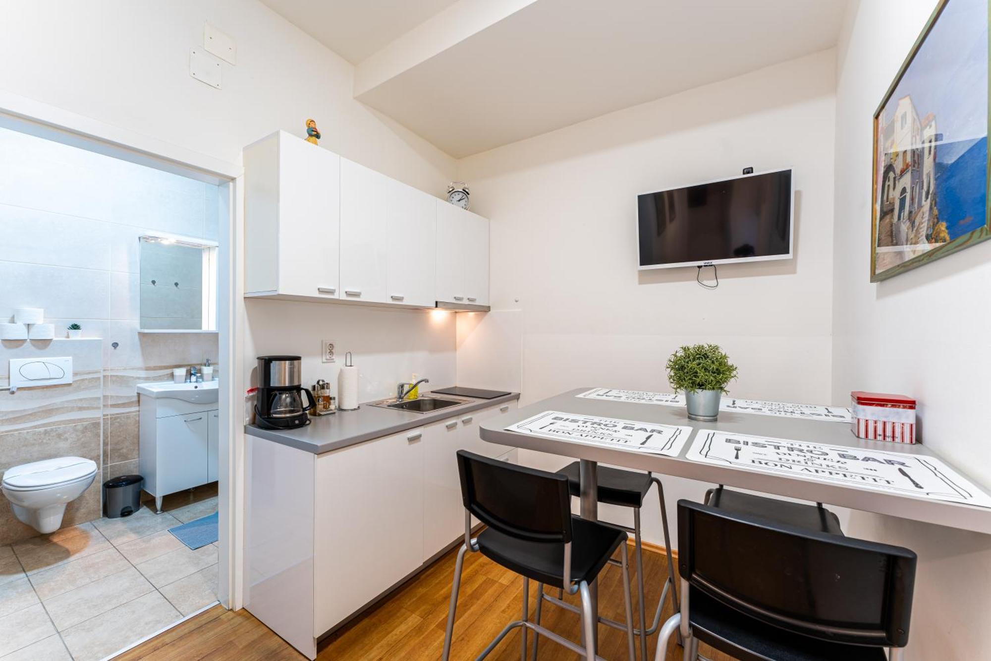 Flex Selfcheckins 153 - - 2 Bedrooms - Parking - Centre Apartment